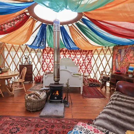 Ashkey Yurt